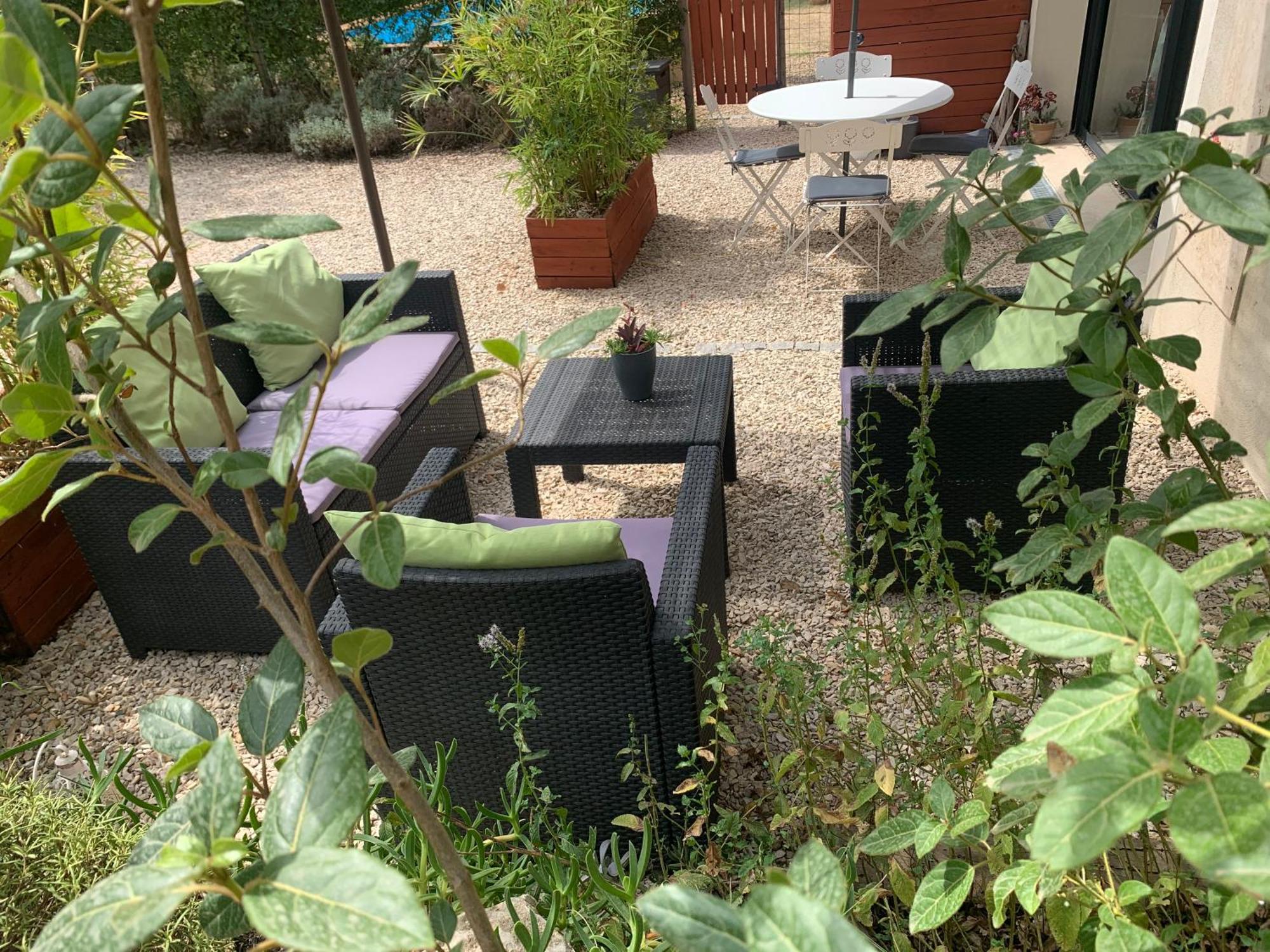 Maison D'Hotes Les Jardinettes En Luberon Villelaure Exterior foto